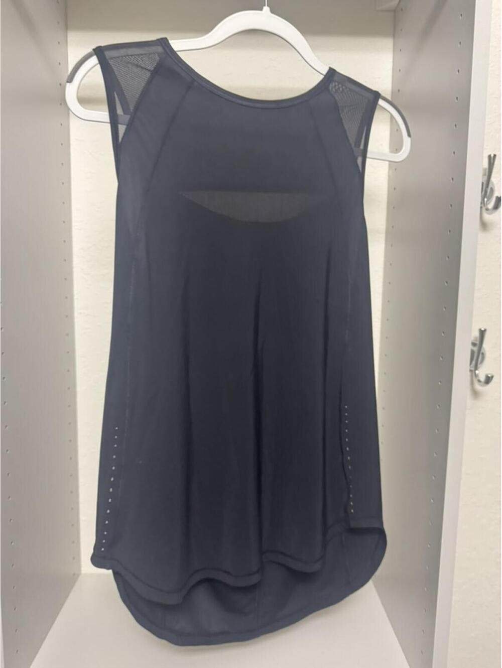 Lululemon Black Sculpt Tank Size 10